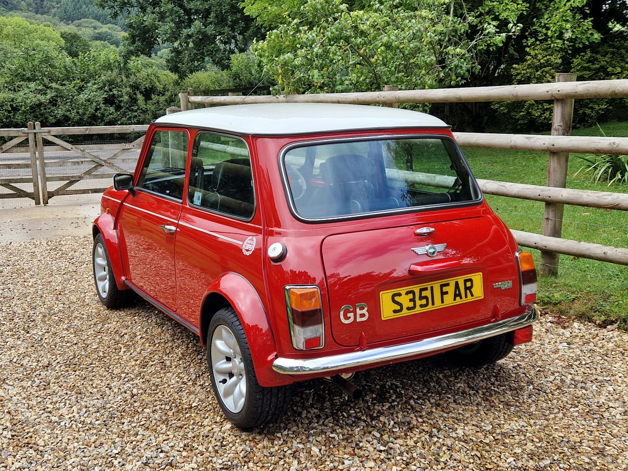** NOW SOLD ** 1998 Rover Mini Cooper Sport On Just 15250 Miles From New!!