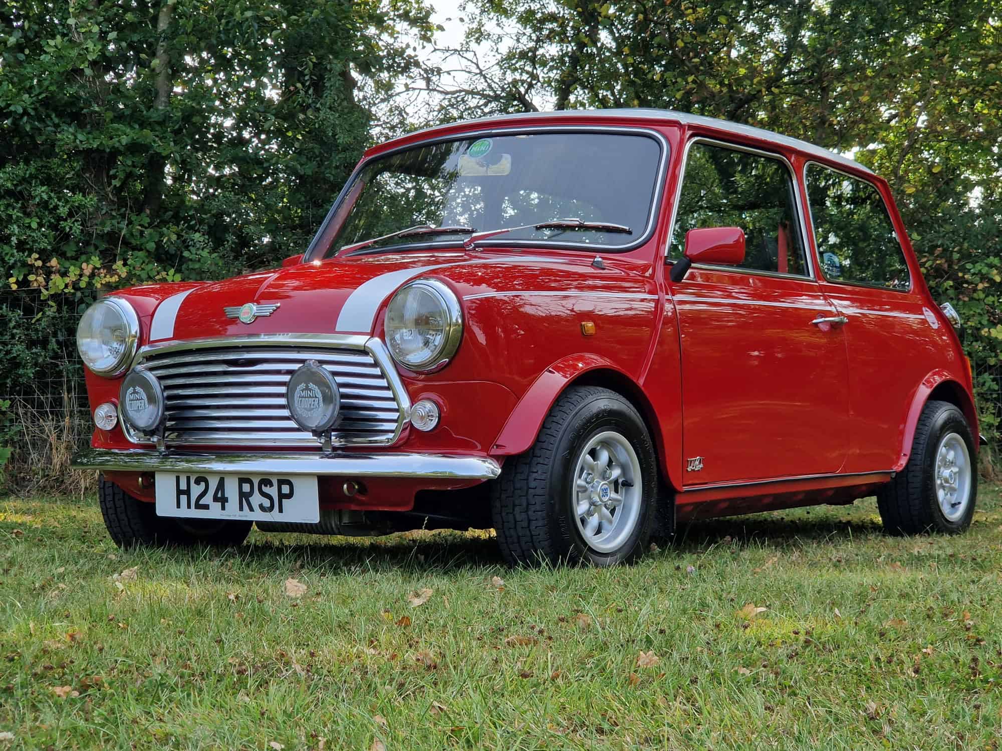 ** NOW SOLD ** 1990 Rover Mini Cooper RSP In Outstanding Condition With Nice Period Extras.