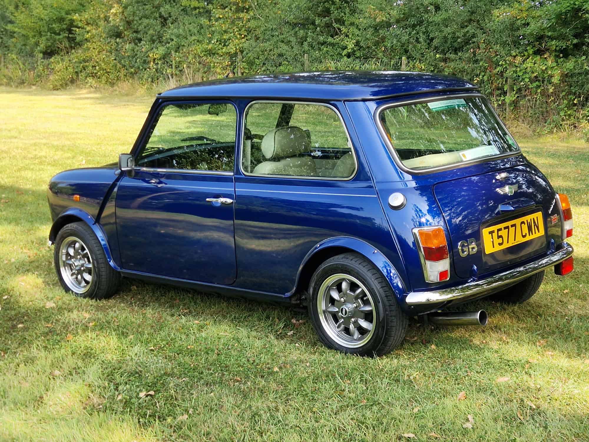 1999 Rover Mini 1.3 MPI In Tahiti Blue With A Cream Interior.